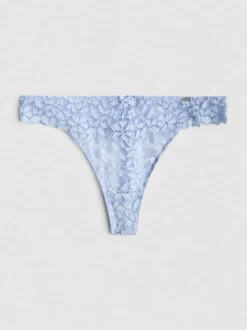 Tanga de encaje floral de The Edit