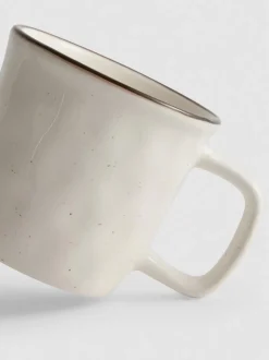 Taza de La dama y el vagabundo de Disney