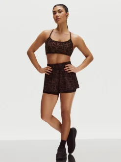 Top corto deportivo con espalda olímpica de leopardo