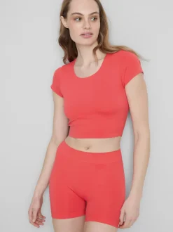 Top corto extrasuave con escote amplio