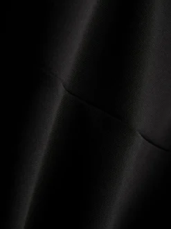 Top sin mangas de crepé con tirantes anchos