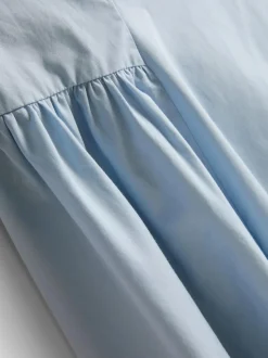 Vestido corto con corsé estructurado