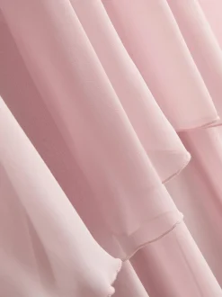 Vestido corto de gasa a capas