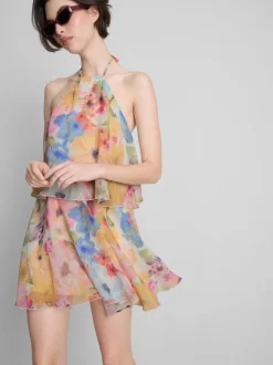 Vestido corto de gasa a capas