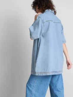 Vestido corto rectangular vaquero con cuello