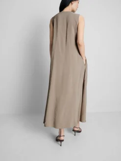 Vestido largo trapezoidal de The Edit