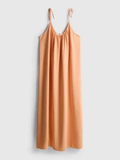 Vestido midi con tirantes