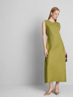 Vestido midi sin mangas de lino de The Edit