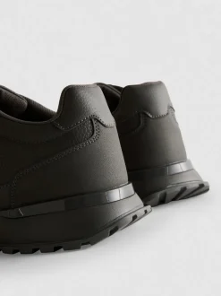 Zapatillas con cordones