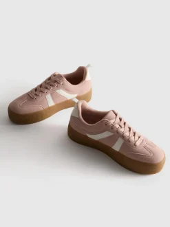 Zapatillas con suela de plataforma plana de goma