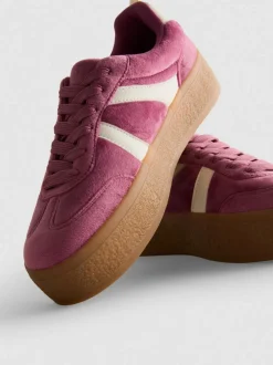 Zapatillas de antelina con suela de plataforma