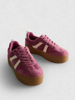 Zapatillas de antelina con suela de plataforma