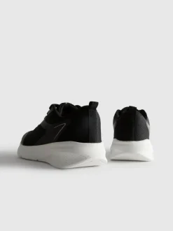 Zapatillas deportivas de malla