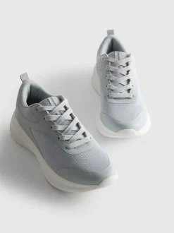 Zapatillas deportivas de malla