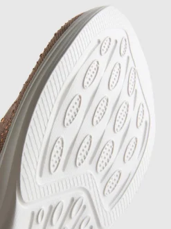 Zapatillas sin cordones con detalle de strass