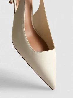 Zapatos de salón de piel sintética con hebilla
