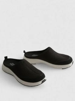 Zapatos destalonados con espuma viscoelástica
