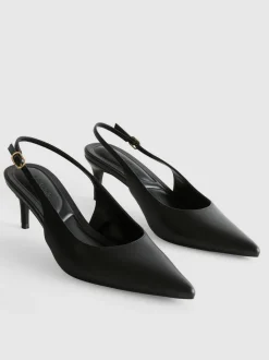 Zapatos de tacón chincheta con tira en el talón